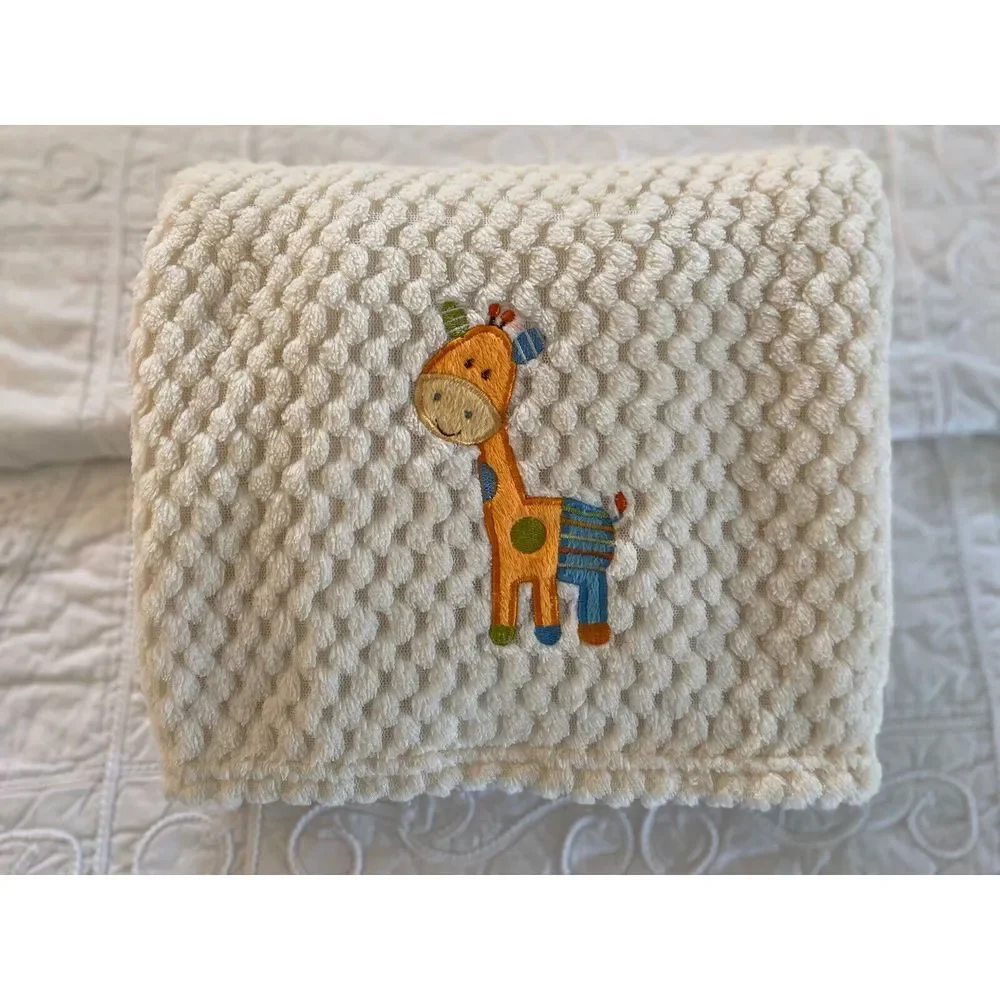Vintage NoJo Cuddle Me Baby Blanket Cream Orange Giraffe Embossed Soft 30 X 40
